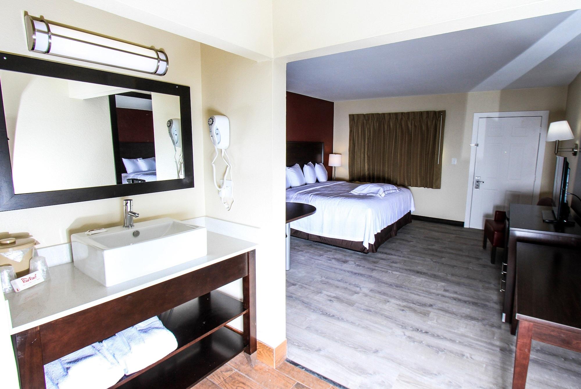 Red Roof Inn Plus+ Williams - Grand Canyon Exterior photo