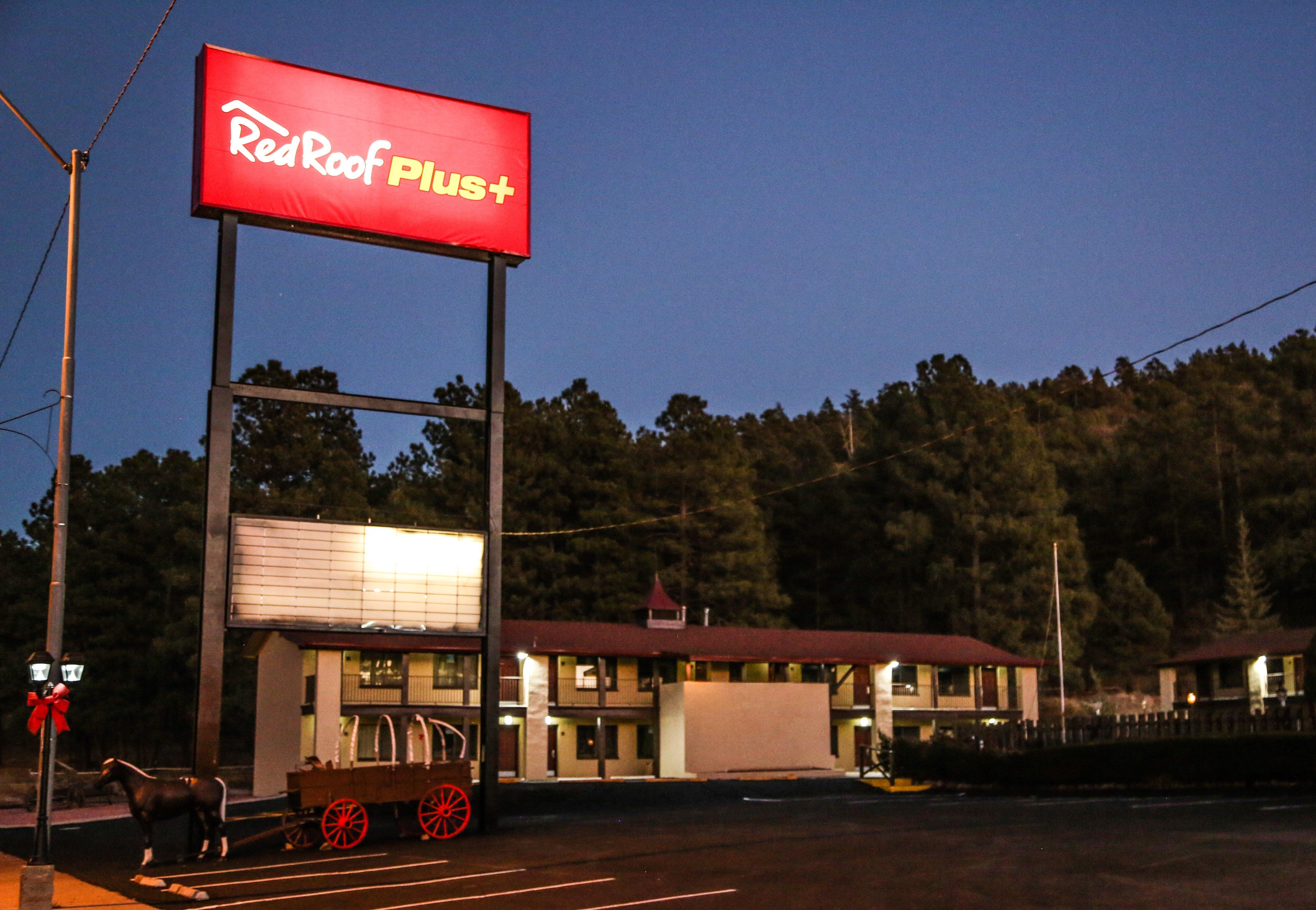 Red Roof Inn Plus+ Williams - Grand Canyon Exterior photo